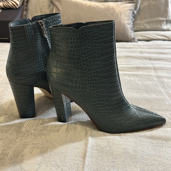 Sam Edelman Raelle 2 Ankle Boot - Picture 4 of 4